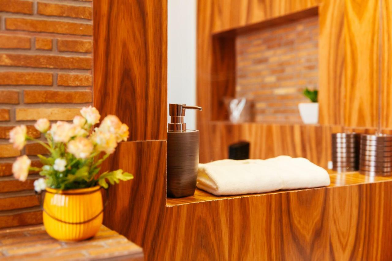 Hotel Platinum Ulcinj Zewnętrze zdjęcie