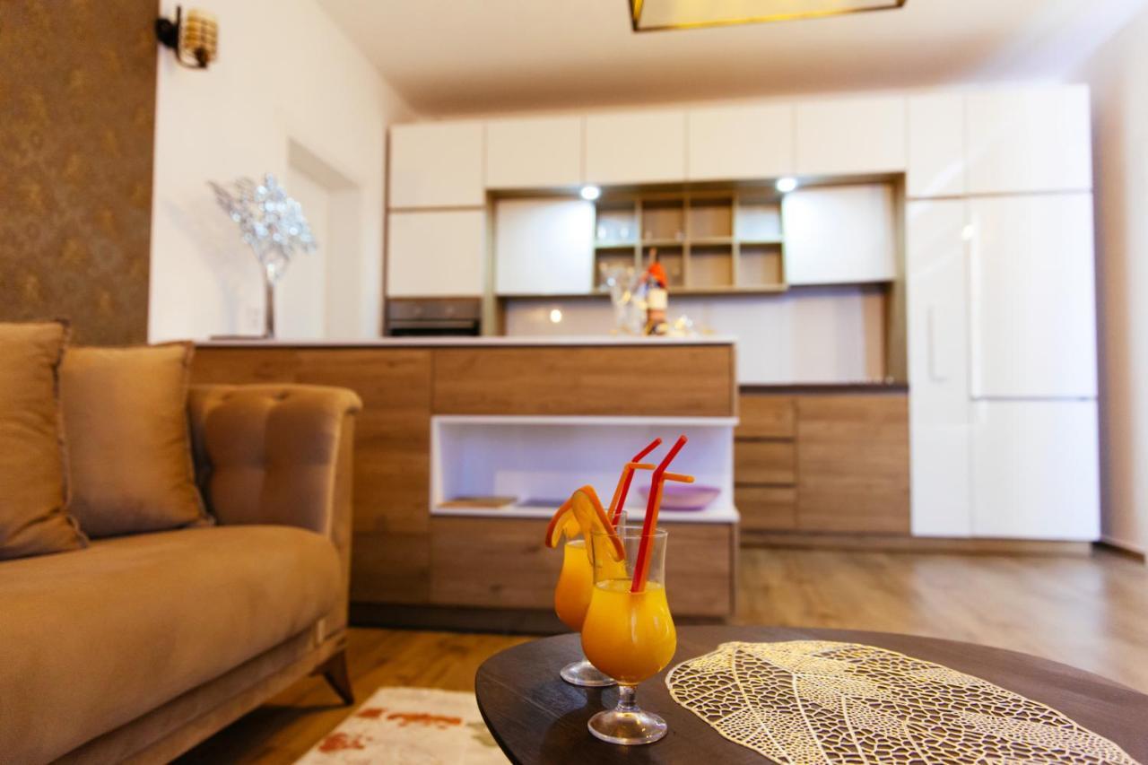 Hotel Platinum Ulcinj Zewnętrze zdjęcie