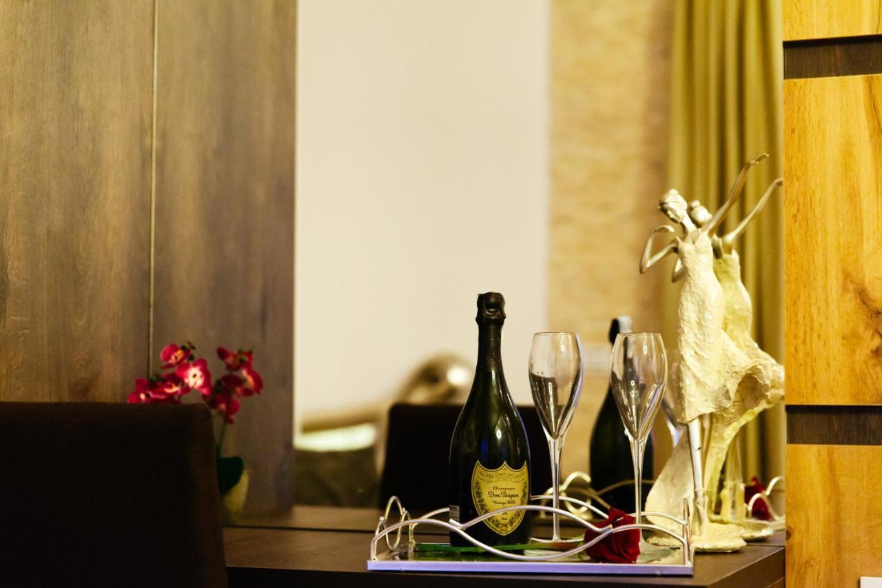 Hotel Platinum Ulcinj Zewnętrze zdjęcie